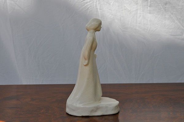 Doulton Lambeth - Peasant Girl Figurine H8