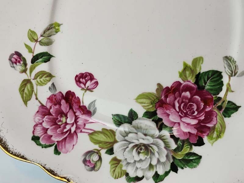 Royal Albert: Royal Albert - Evening Rhapsody tea set