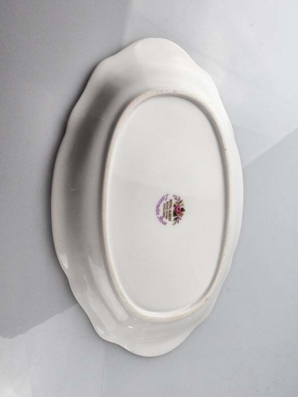 China & Ceramics: Royal Albert - Lavender Rose dish