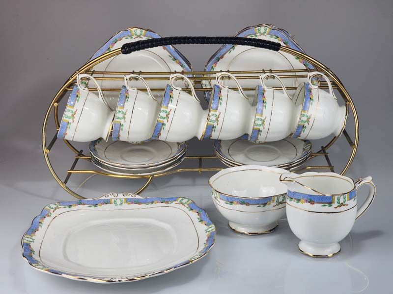 Royal Albert: Royal Albert - Orient Tea Set
