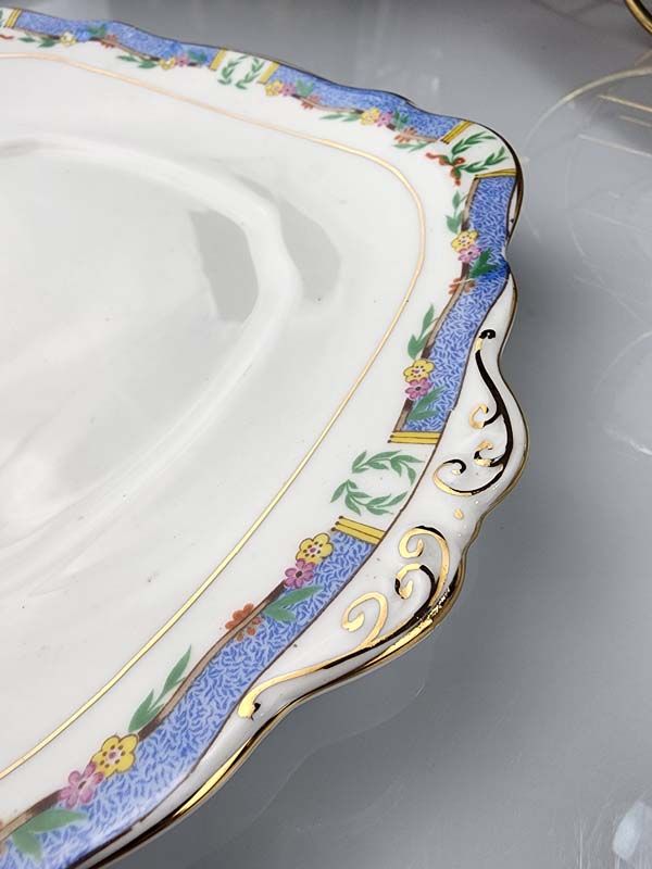 Royal Albert: Royal Albert - Orient Tea Set