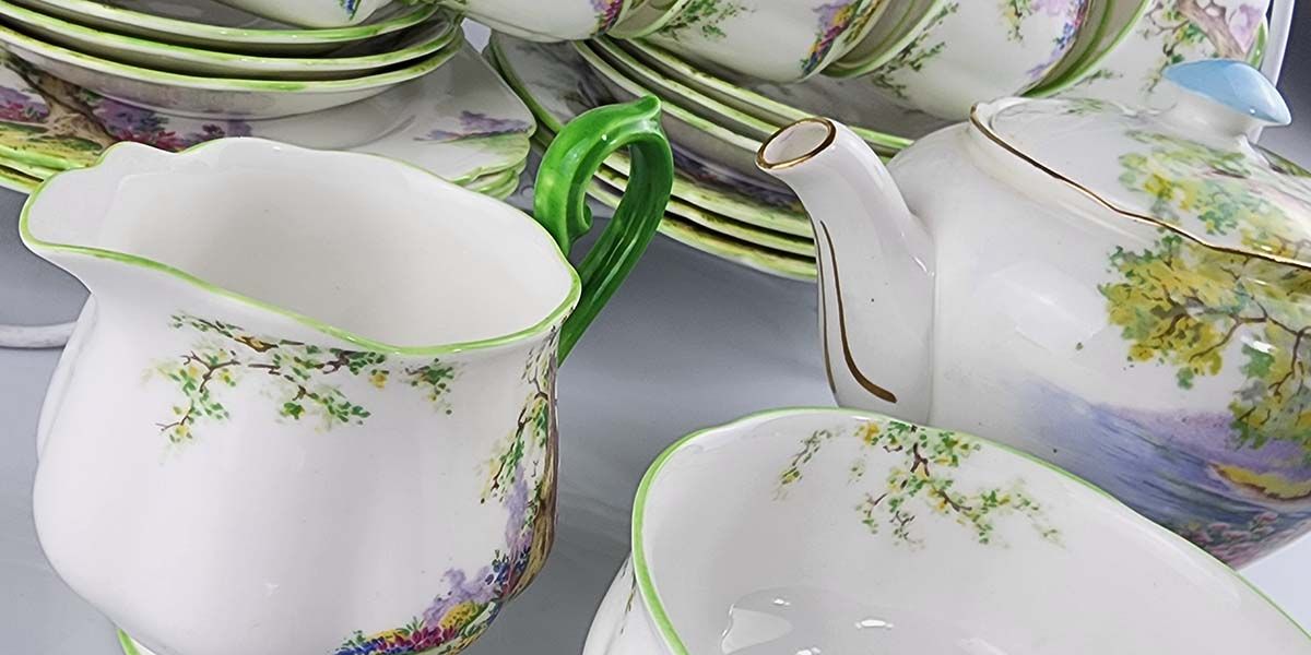 Royal Albert: Royal Albert - Greenwood Tree Tea Set