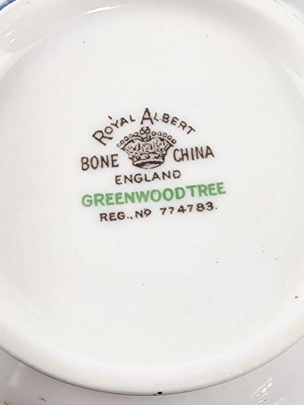 Royal Albert: Royal Albert - Greenwood Tree Tea Set