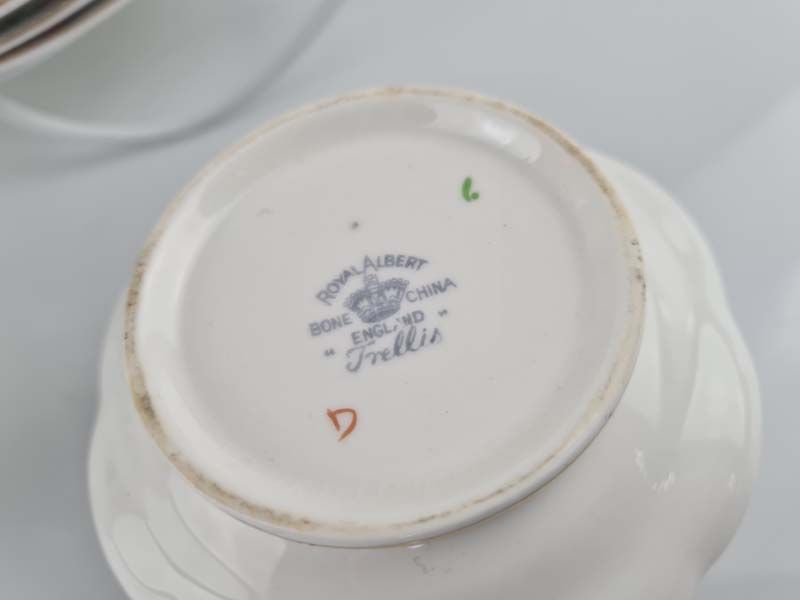 China & Ceramics: Royal Albert - Trellis Tea Set