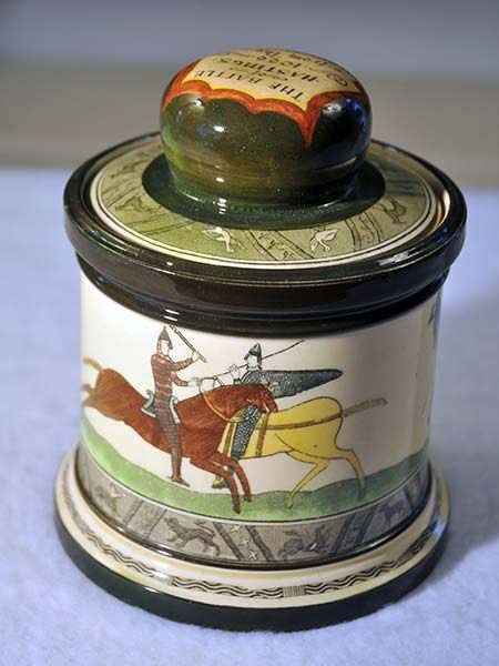 China & Ceramics: Royal Doulton Bayeux Tapestry D2873