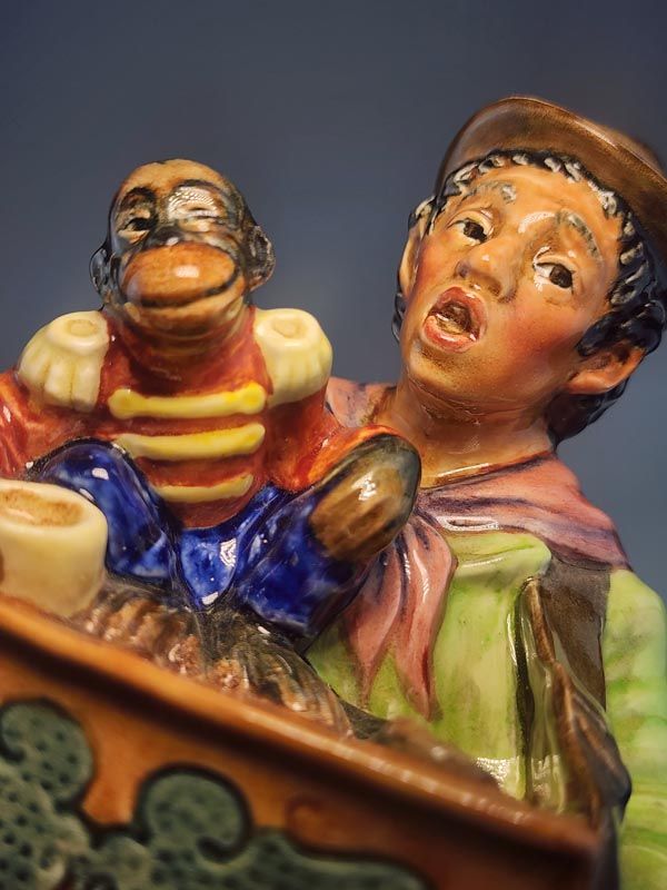 Royal Doulton figurine Organ Grinder HN2173