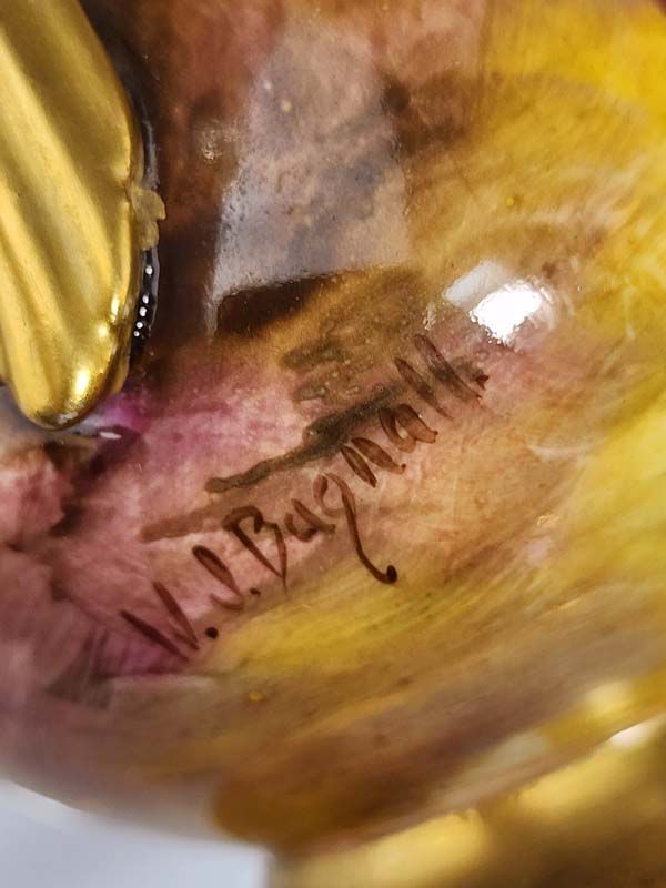 Royal Worcester: Royal Worcester Coffee Pot - Fruit