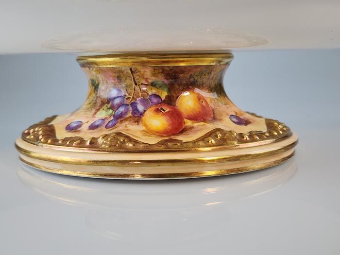 Royal Worcester: Royal Worcester Fruit Raised Bowl