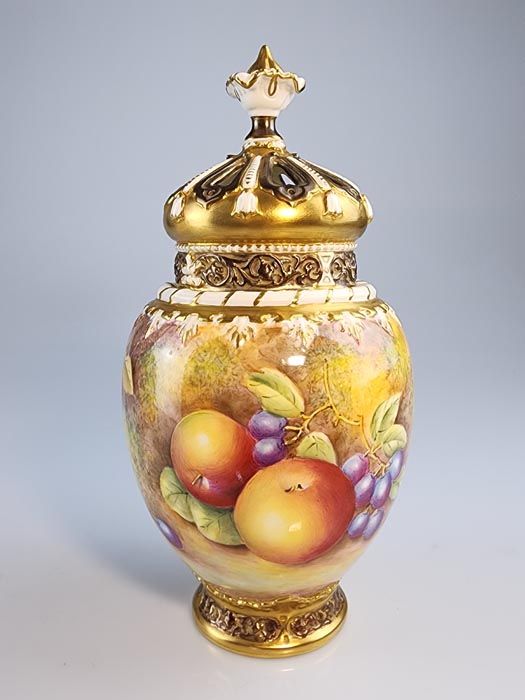 Royal Worcester: Royal Worcester Fruit Pot Pourri by Leaman