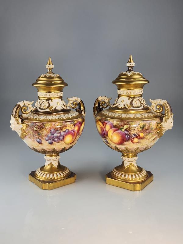 China & Ceramics: Royal Worcester Fruit Vases by John Freeman