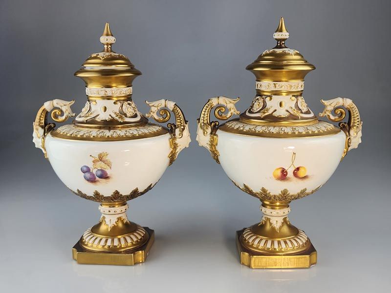 China & Ceramics: Royal Worcester Fruit Vases by John Freeman