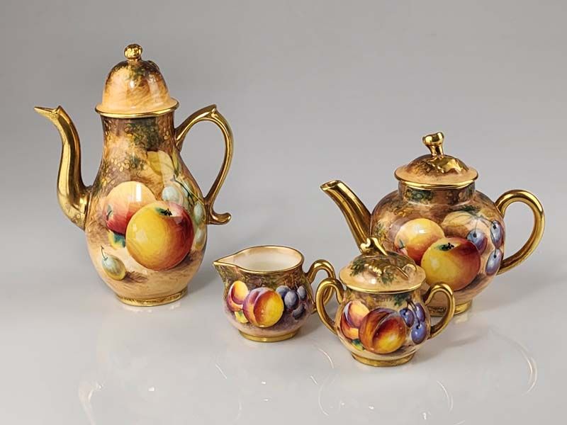Royal Worcester: Royal Worcester Miniature Set - Fruit