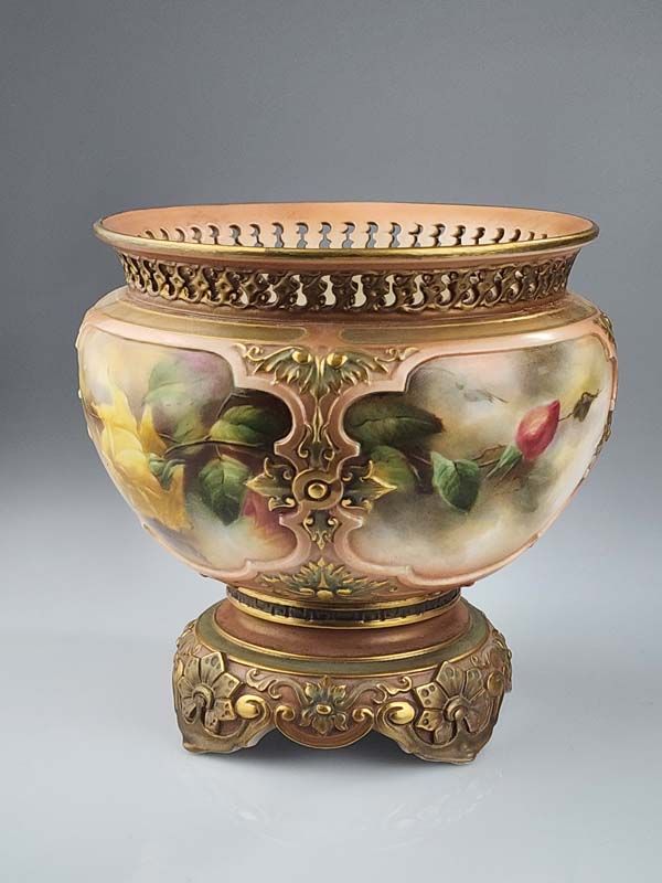 Royal Worcester: Hadleys Worcester Jardiniere - Roses
