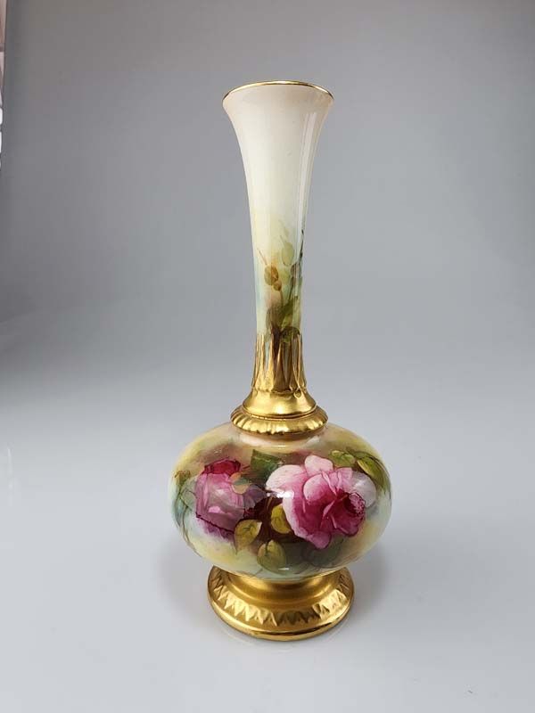 Royal Worcester Vase 1912 - Roses