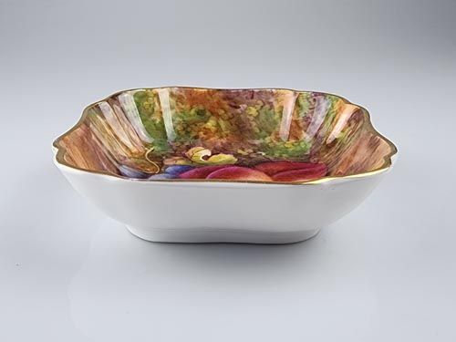 Royal Worcester: Royal Worcester Square Dish - Fruit