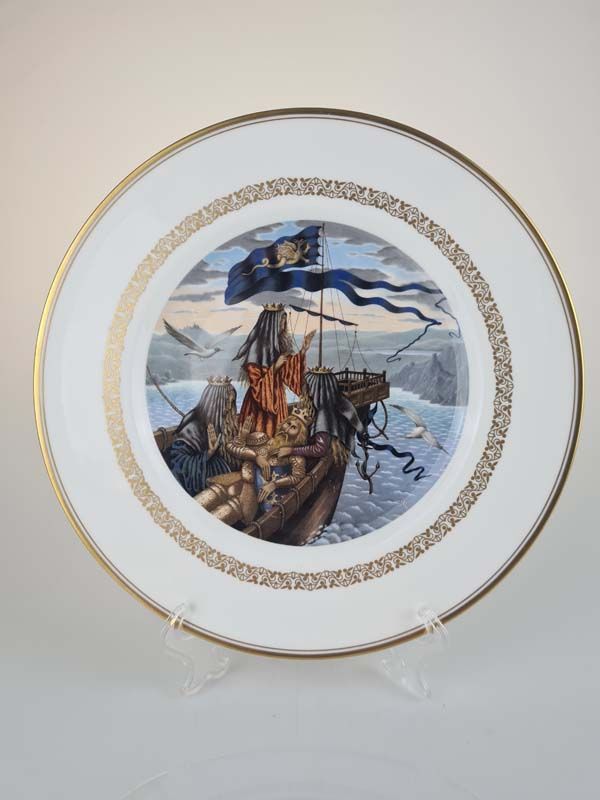 Royal Worcester: Royal Worcester - The King Arthur Plates Collection