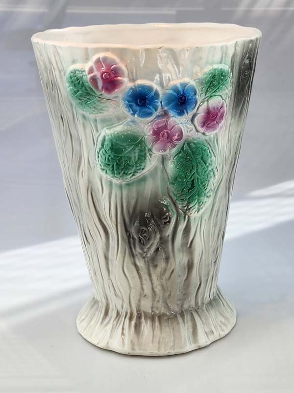 China & Ceramics: Titian - Flower Vase