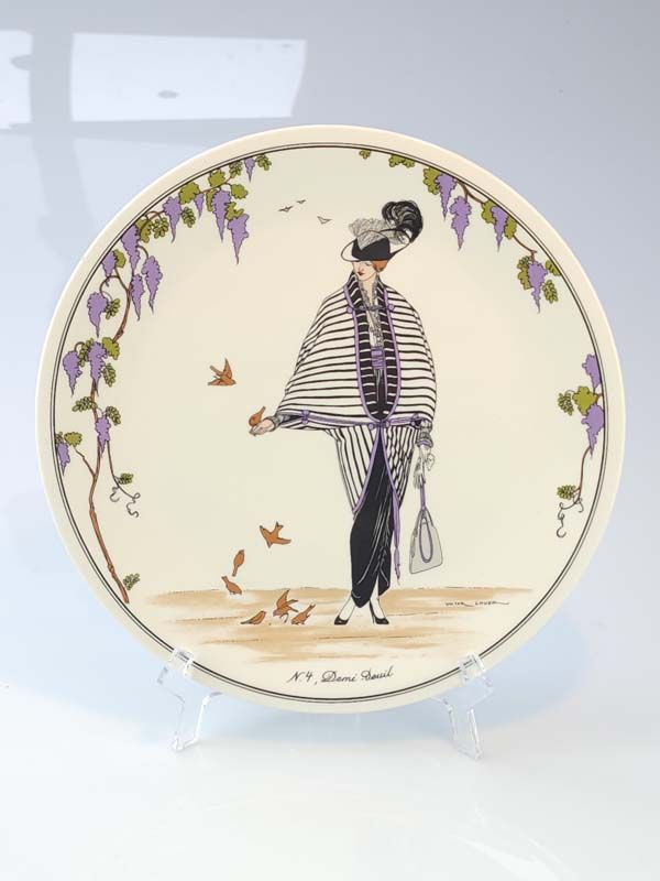 China & Ceramics: Villeroy & Boch - Design 1900 plate