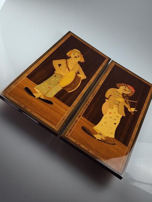 Wooden items: Wooden Clown Pictures